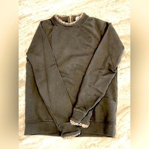 sweatshirt with leopard ruffle neck and cuffs